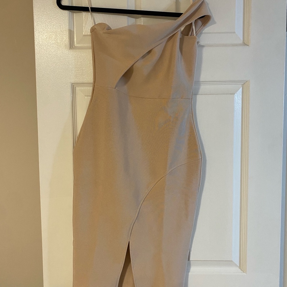 Chic One-Shoulder Tan Dress